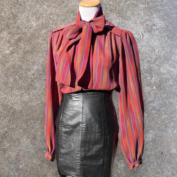 Vintage Tops - Vintage Blouse